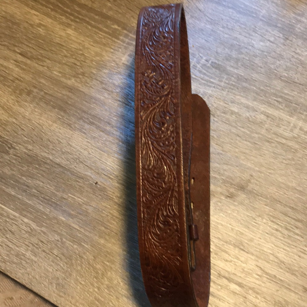 Justin Top Grain Cowhide Belt
